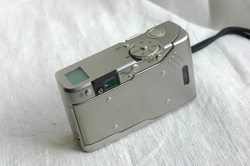 A Minolta TC-1 Review by Jonas Wikström · Lomography