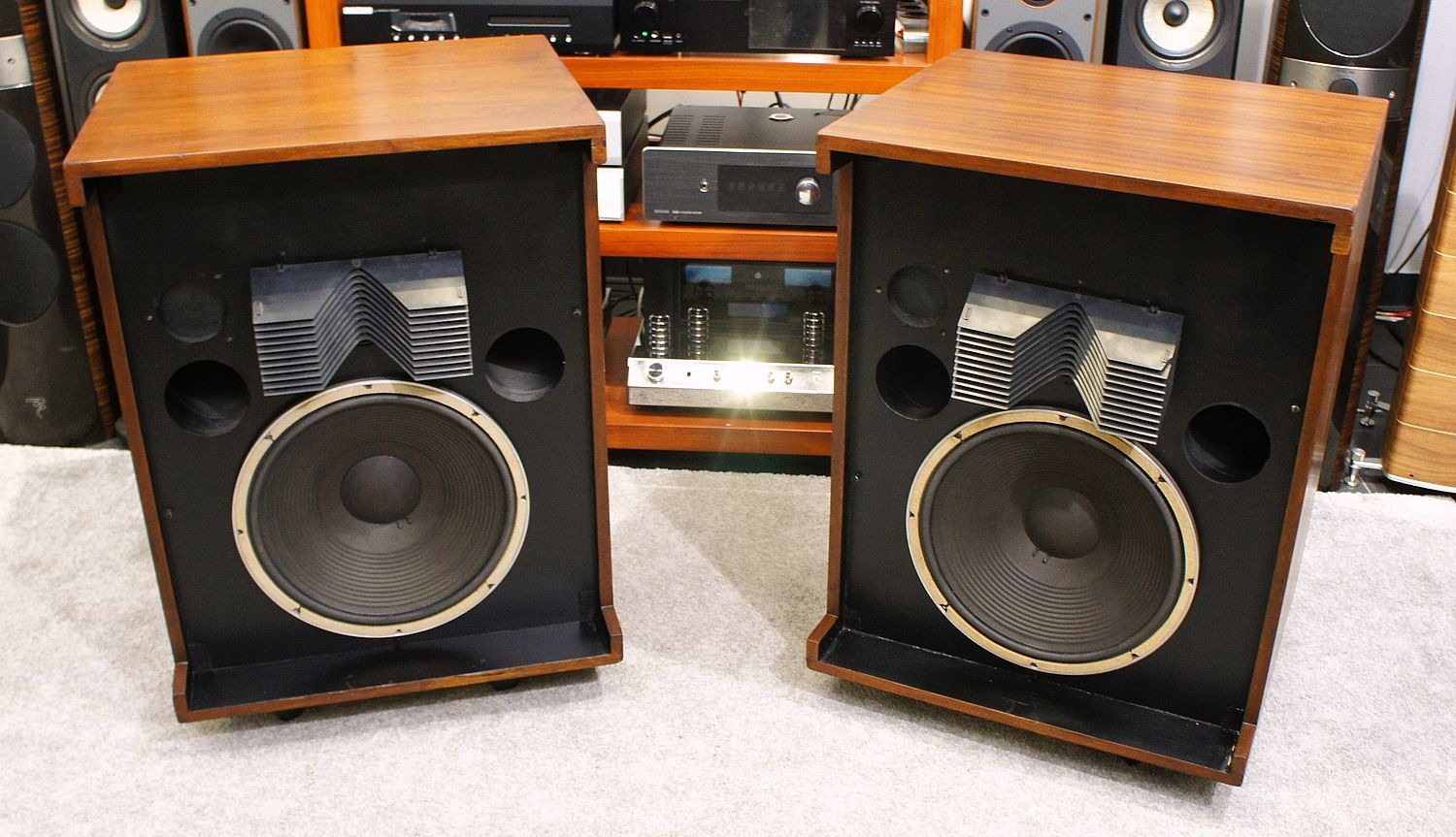 JBL 4320 Studio Monitor - Audio Construction | Hi-Fi Online Sales