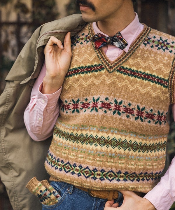 BEAMS PLUS（ビームス プラス）【別注】Jamieson's / Fairsile V-Neck