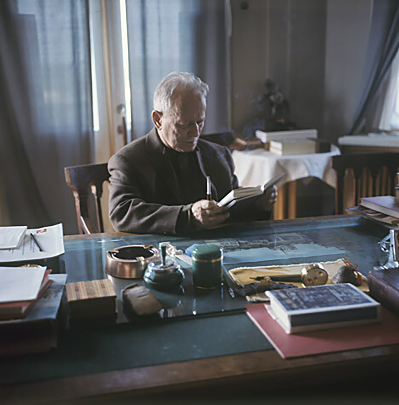 ミハイル・ショーロホフ：『静かなドン』を著したノーベル賞受賞作家