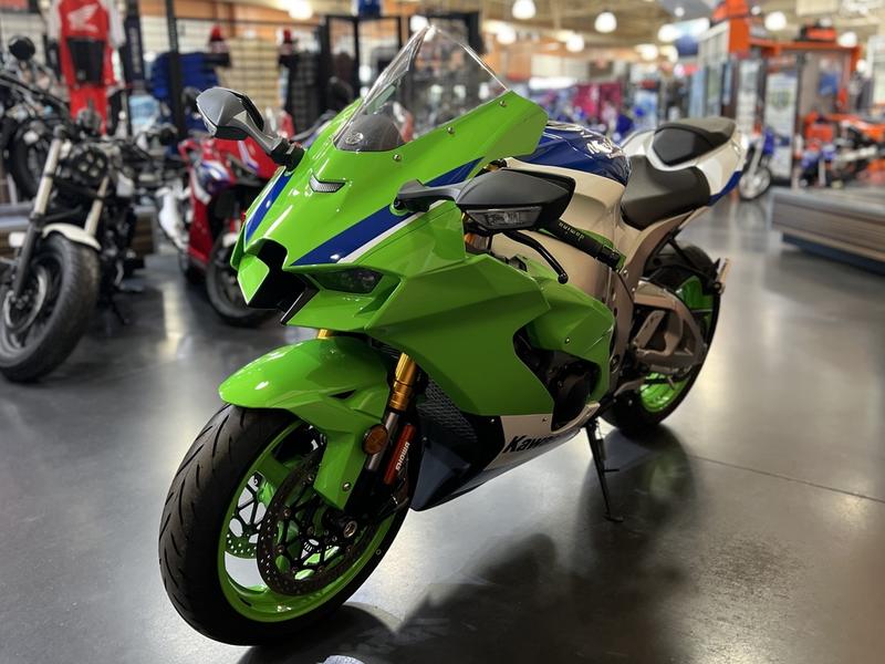 2024 Kawasaki Ninja® ZX™-10R 40th Anniversary Edition ABS