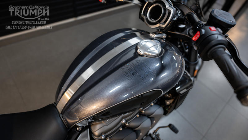 2025 Triumph Rocket 3 Storm GT Granite/Sapphire Black | Southern