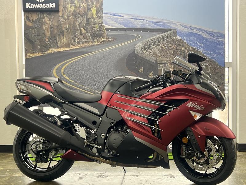 2025 Kawasaki Ninja® ZX™-14R ABS | Cowboy Powersports