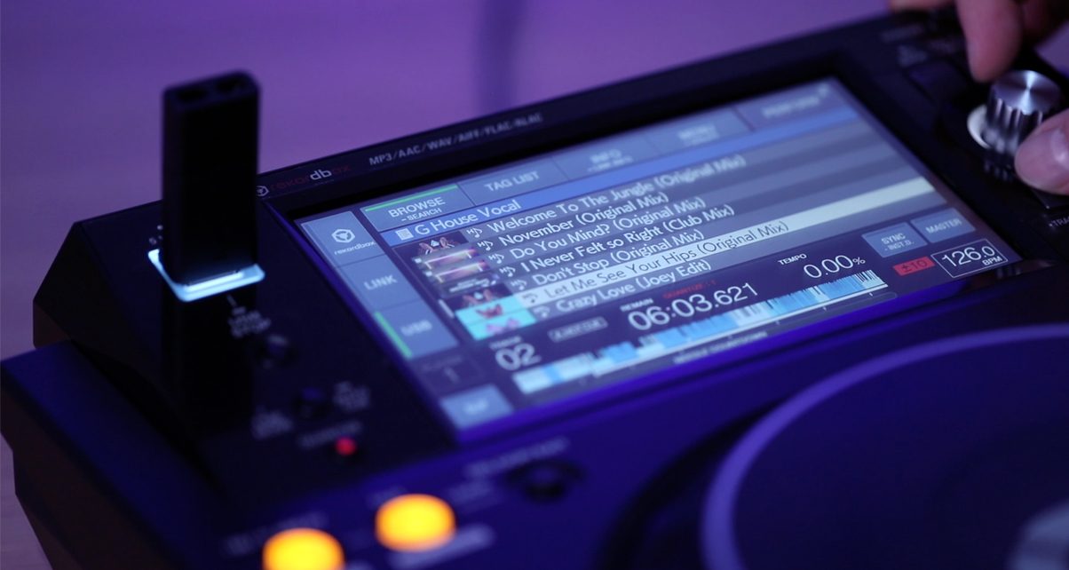 Pioneer DJ XDJ-1000MK2 Media Player Review - Digital DJ Tips