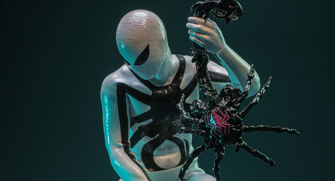 Hot Toys unveils Miles Morales Aliens vs Avengers Suit sixth scale