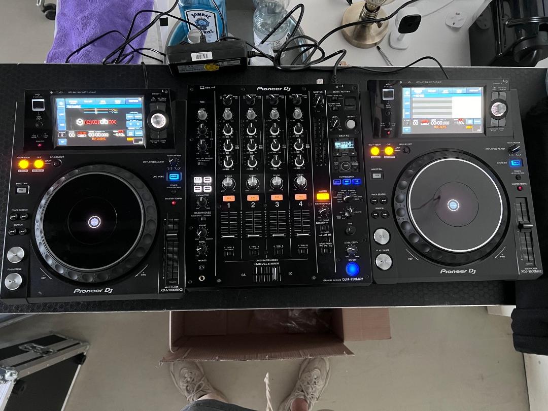 Pioneer DJ XDJ 1000 MK2 DJM 750 MK2 | 3900 EUR - Gebrauchte