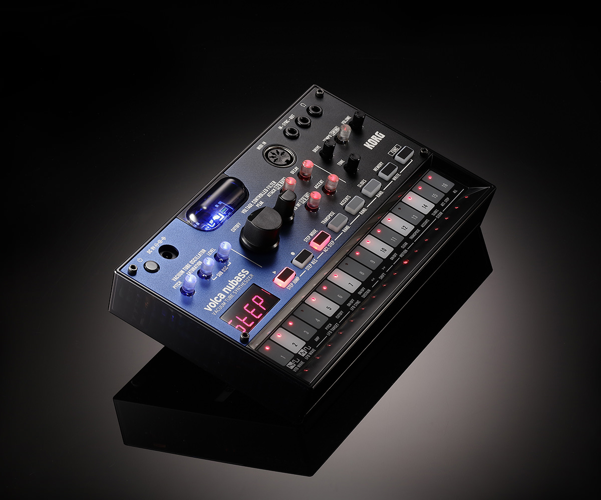 volca nubass - VACUUM TUBE SYNTHESIZER | KORG (Japan)