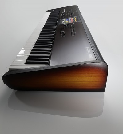 KRONOS LS - MUSIC WORKSTATION | KORG (Japan)