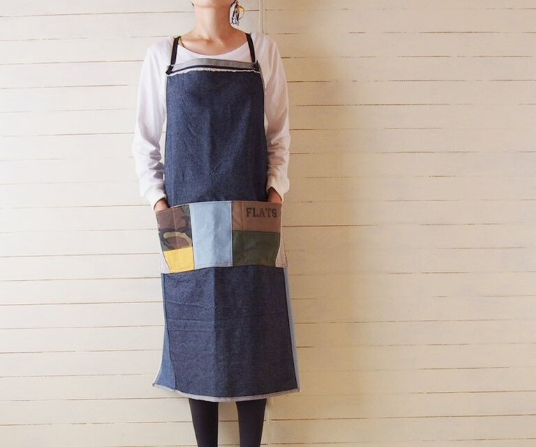 デニムリメイクエプロン | iichi 日々の暮らしを心地よくする