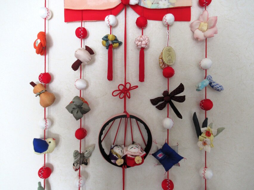 雅の薫り漂う正絹のつるし雛飾り(送料込み) 吊るし雛 ひな祭り