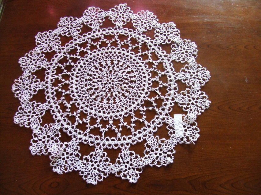 タティングレースのドイリー | iichi 日々の暮らしを心地よくする
