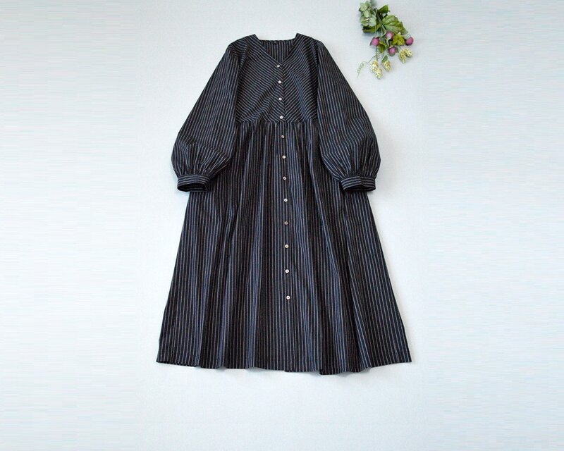 M】Vネックブラックストライプポケット付き大人可愛い長袖ロング