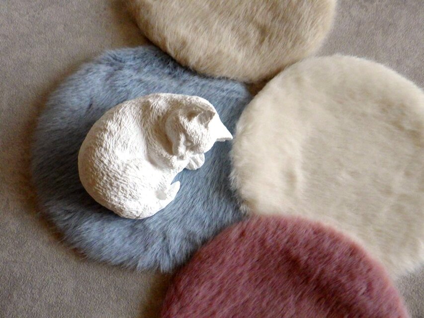 ネコのアロマストーン □ 猫のいる暮らしを再現 3ポーズから選んで