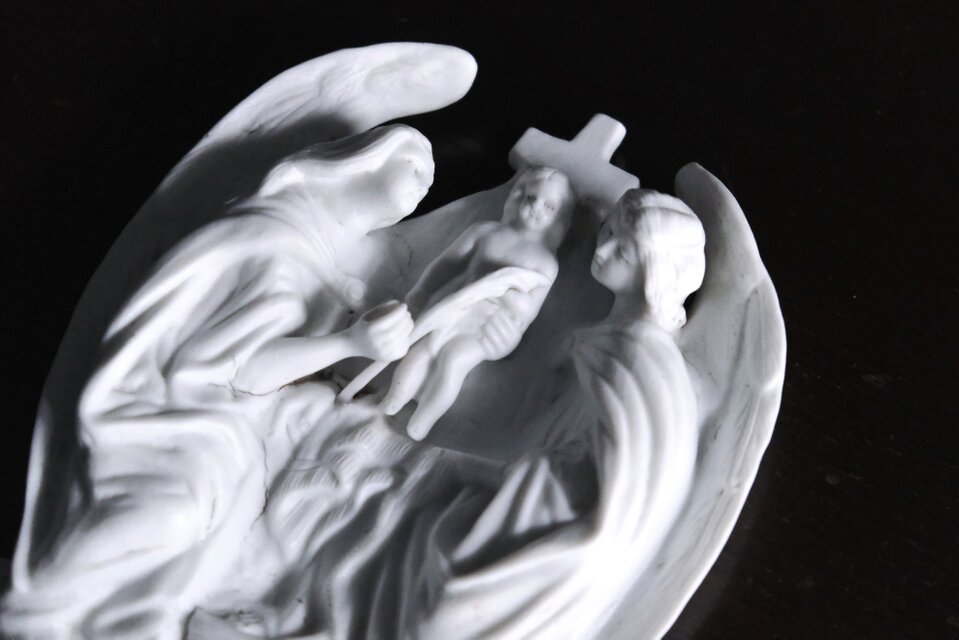 ベニティエ 聖水盤 イエス 天使 ビスク フランス アンティーク 0502239