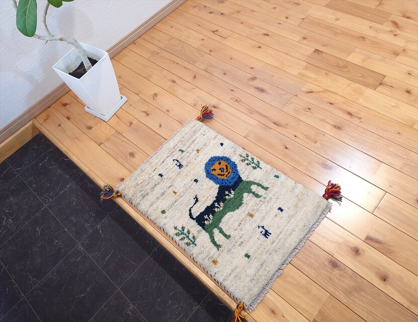 ペルシャ ギャッベ 玄関マット小 ラグ 58x40cm ライオン 生命の木