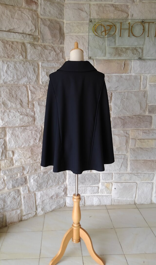 エレガント ブラック ケープコート 】 黒 上質なウール100％ | iichi