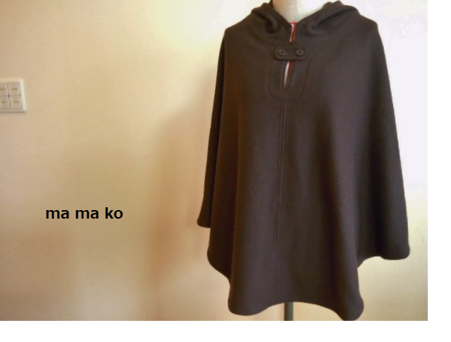 アンゴラウール のフード付きマントコート | iichi 日々の暮らしを