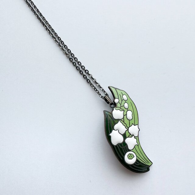 すずらん【Green】 七宝焼のペンダント 丹銅メタル七宝 | iichi 日々の