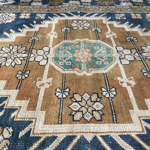 トルコヴィンテージラグ ブラウン×ネイビー メダリオン 196×126 秋色
