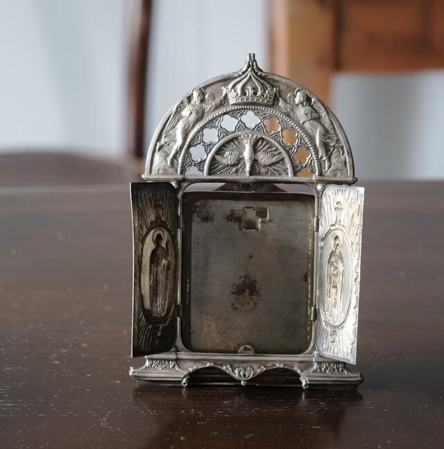 天使と聖人の観音扉 フレーム ルリケール 写真立て フランス