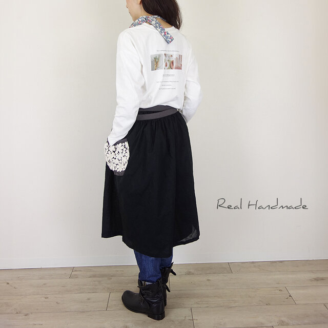 予約販売] ブラックリネンとワッシャーフラワーレースパフポケット