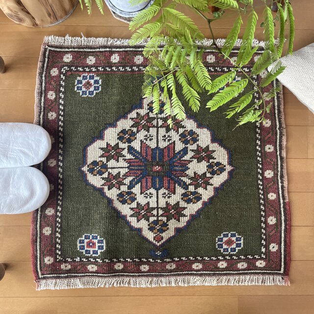 トルコヴィンテージラグ 正方形 94×101 トルコヴィンテージラグ 正方形