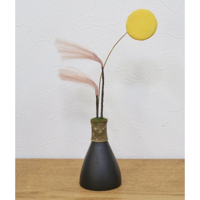 お月見飾り【翔けるうさぎ】秋 季節の飾り ちりめん細工 正絹縮緬