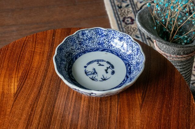 古伊万里 染付 微塵唐草三友文 なます皿 明治時代 E620 | iichi 日々の