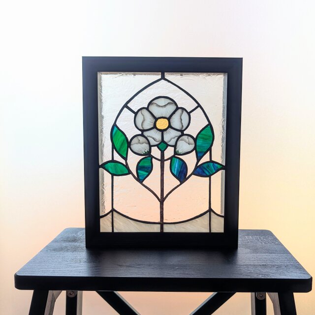 ステンドグラス パネル 【白薔薇】 | iichi 日々の暮らしを心地よく