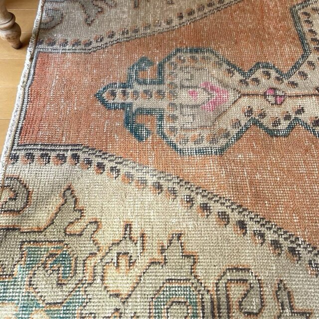 99×197 シャビー アヴァノスラグ ペールオレンジ トルコヴィンテージ