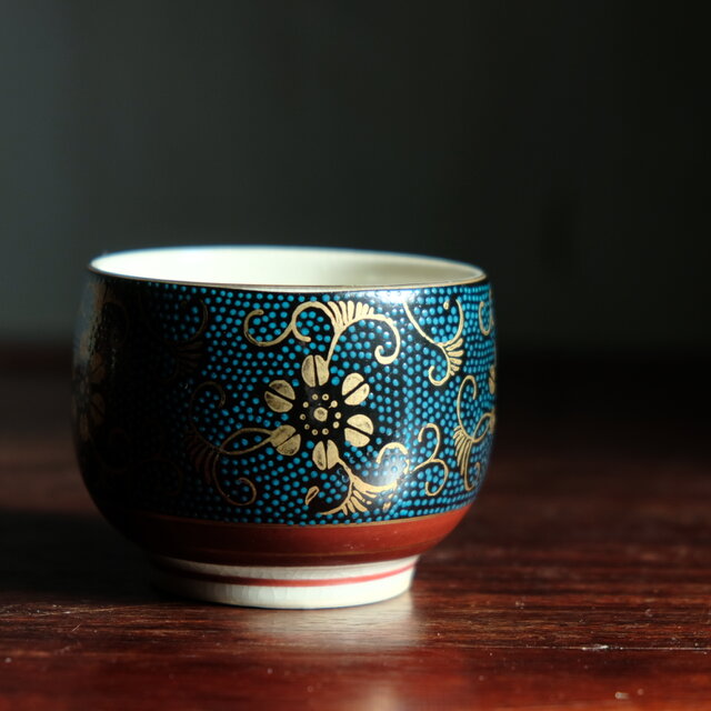 青粒と金の花唐草◇九谷焼 青粒金彩湯呑み 器 暮らし 茶器 古民家 工芸