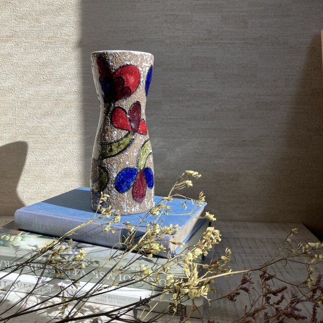 北欧＊生命力あふれるお花の花瓶／ウプサラエクビー／Cardus vase7040M