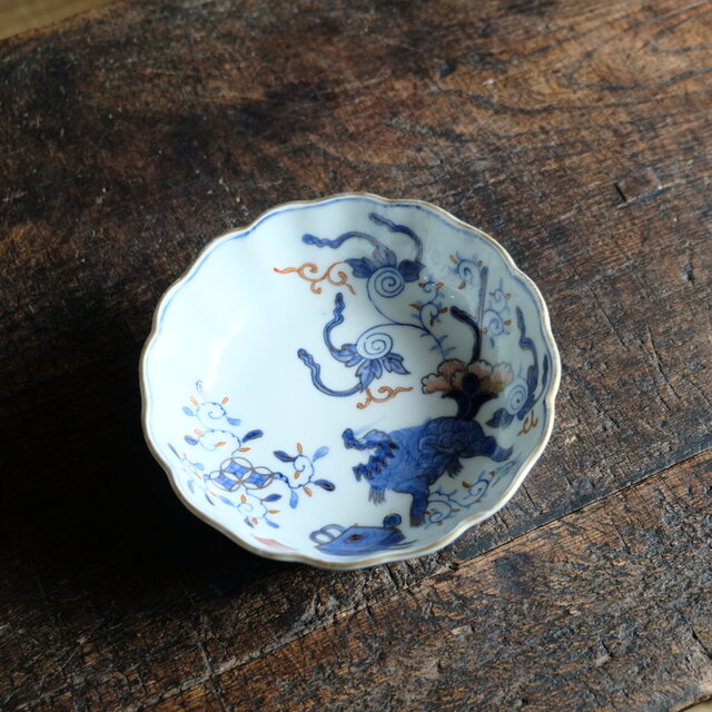 中国美術 青花獅子毬 成化年製 古染付皿 骨董磁器 蔵出 唐物 EYM23-3