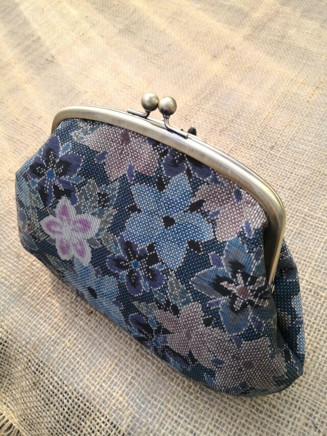 送無】リングがま5.5寸大島紬（ブルー地小花柄） | iichi 日々の暮らし