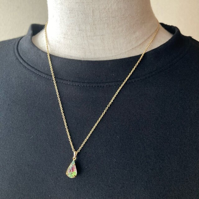 西ドイツ製ヴィンテージガラス、アイリスガラス1粒のシンプルなプチ