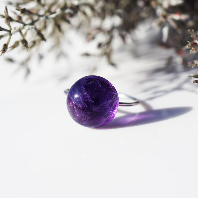 大粒極上発色アメジストの艶ぷるサージカルステンレスフリーサイズ