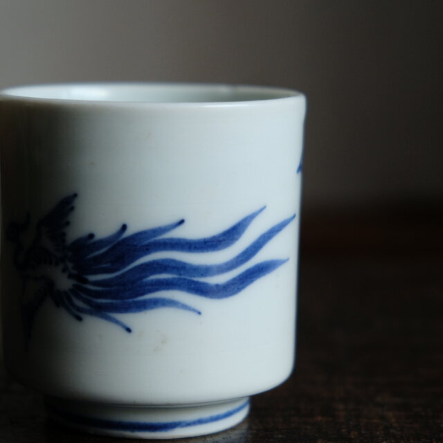 日々の暮らしのお供◇味のある絵付け。瀬戸焼 花鳥文染付湯呑み 骨董