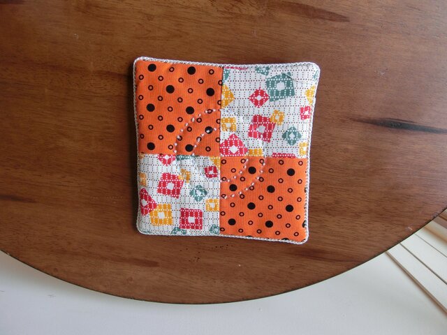 パッチワークのミニマット ④ | iichi 日々の暮らしを心地よくする