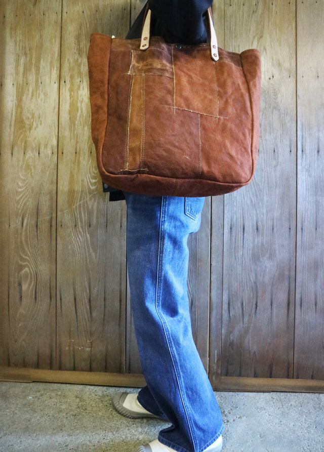 柿渋染めパッチワークトートバッグ | iichi 日々の暮らしを心地よく