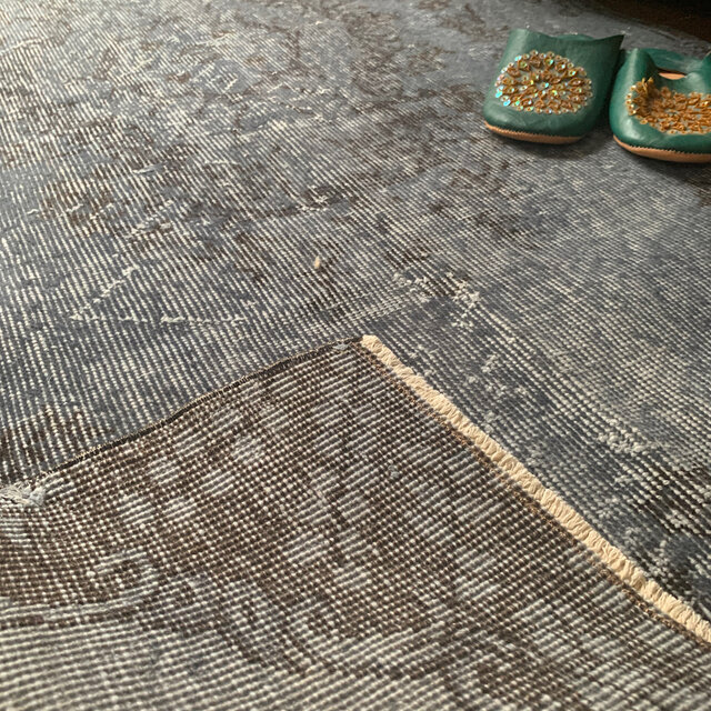 トルコヴィンテージラグ 207×104 グレー ブラック チョコ オーバーダイ