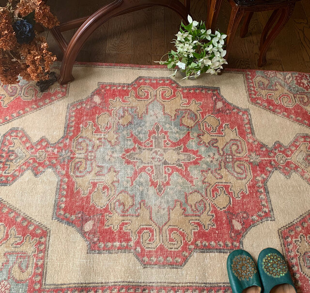 アヴァノスラグ ミルキーレッド グリーン 200×105 トルコヴィンテージ