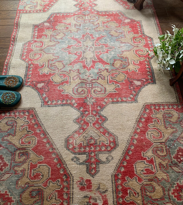 アヴァノスラグ ミルキーレッド グリーン 200×105 トルコヴィンテージ