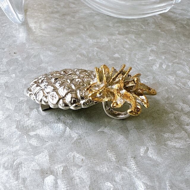 SC134-ヴィンテージブローチ U.S.A. 1980〜90s Pineapple Gold