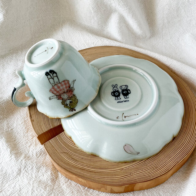 チコロット❤️すべて手描き❤️染付け❤️レトロで可愛い❤️カップが