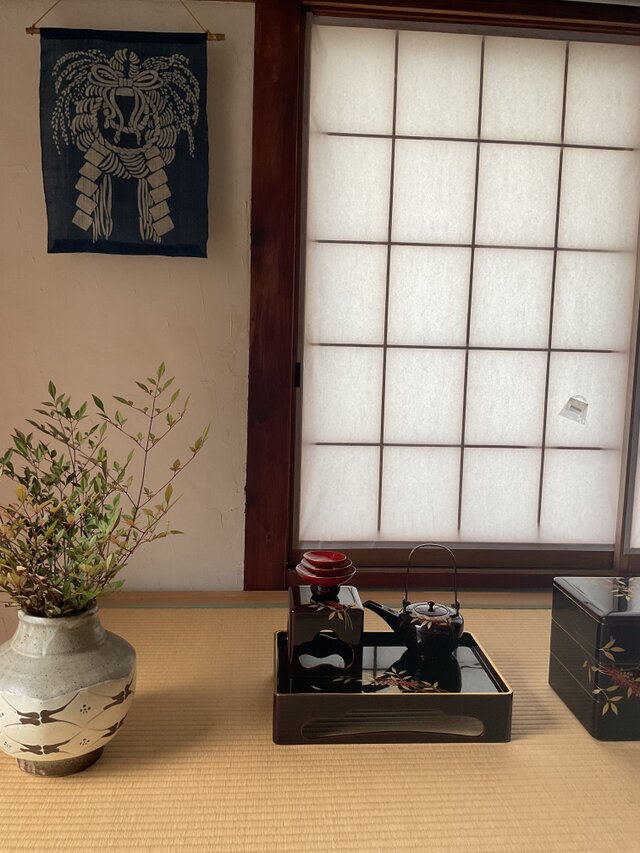 藍染 正月飾り しめ縄 小サイズ | iichi 日々の暮らしを心地よくする