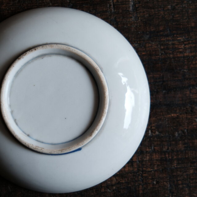 菊と唐草◇時代物 瀬戸焼 唐草文印判小皿 骨董・antiques 丁寧な暮らし