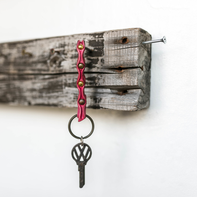 ヴィンテージ真鍮スタッズ / レザーキーリング | iichi 日々の暮らしを