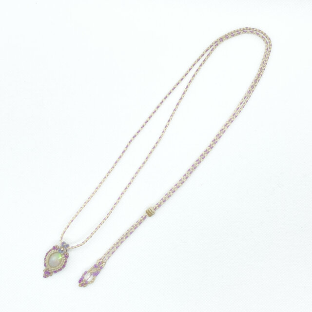 オパールのマクラメ編みネックレス【ヒカリノアメ】 | iichi 日々の