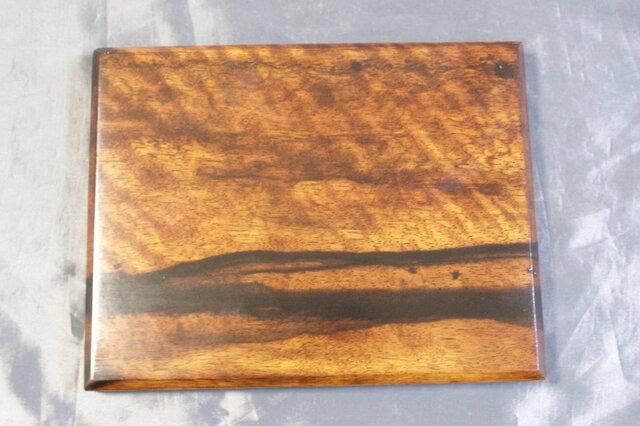 黒柿拭漆花台・人形台 188mm×145mm×18mm IM555 | iichi 日々の暮らしを