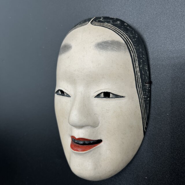 ミニ能面 「小面」 | iichi 日々の暮らしを心地よくするハンドメイドや